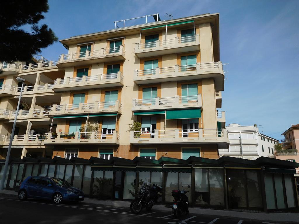 Baia Delle Favole Affittacamere Sestri Levante Exterior foto